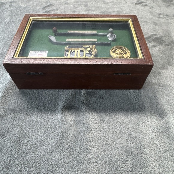 History of Golf Collectible Shadow Box Wood Framed Hanging Display Case - Picture 9 of 13